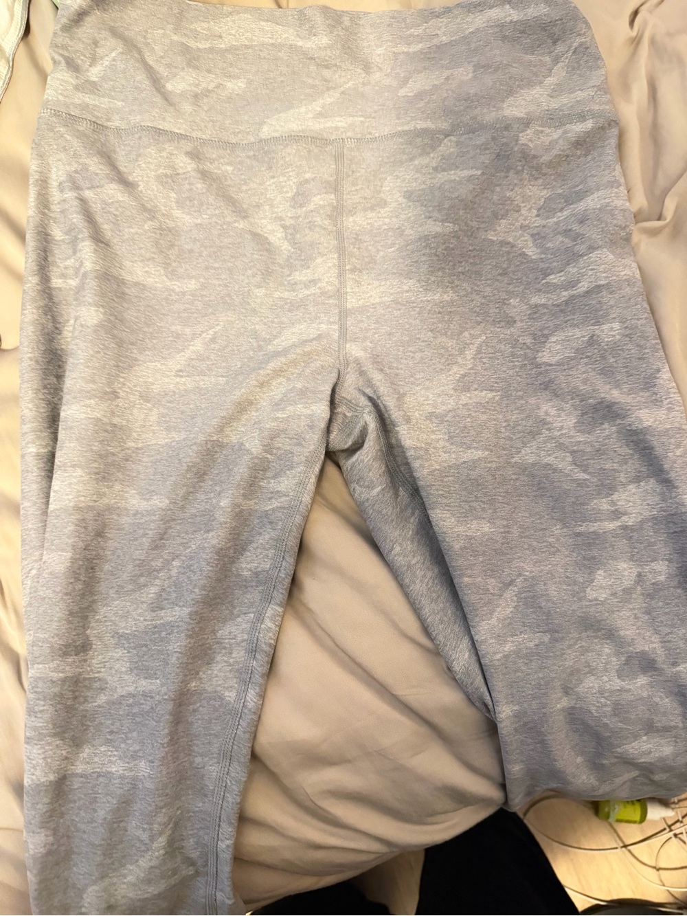 Vuori High-Waist Camo Leggings - Camo